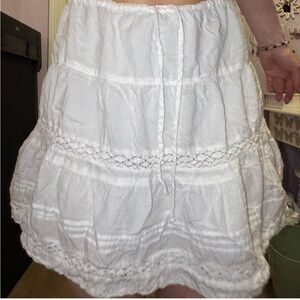 Hollister White Bubble Tiered Skirt